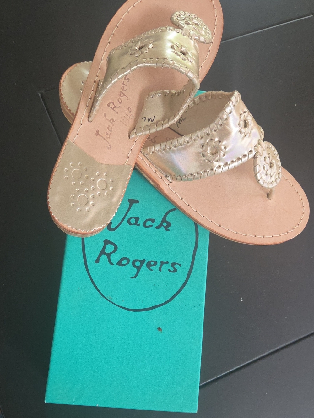 Jack Rogers Platinum Thong Sandals. Size 7w